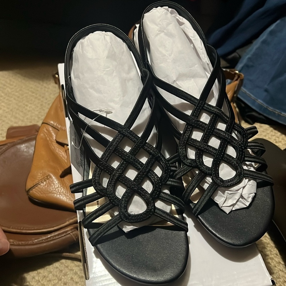NIB black sandals